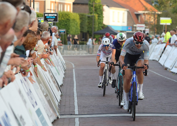 Junioren en K1